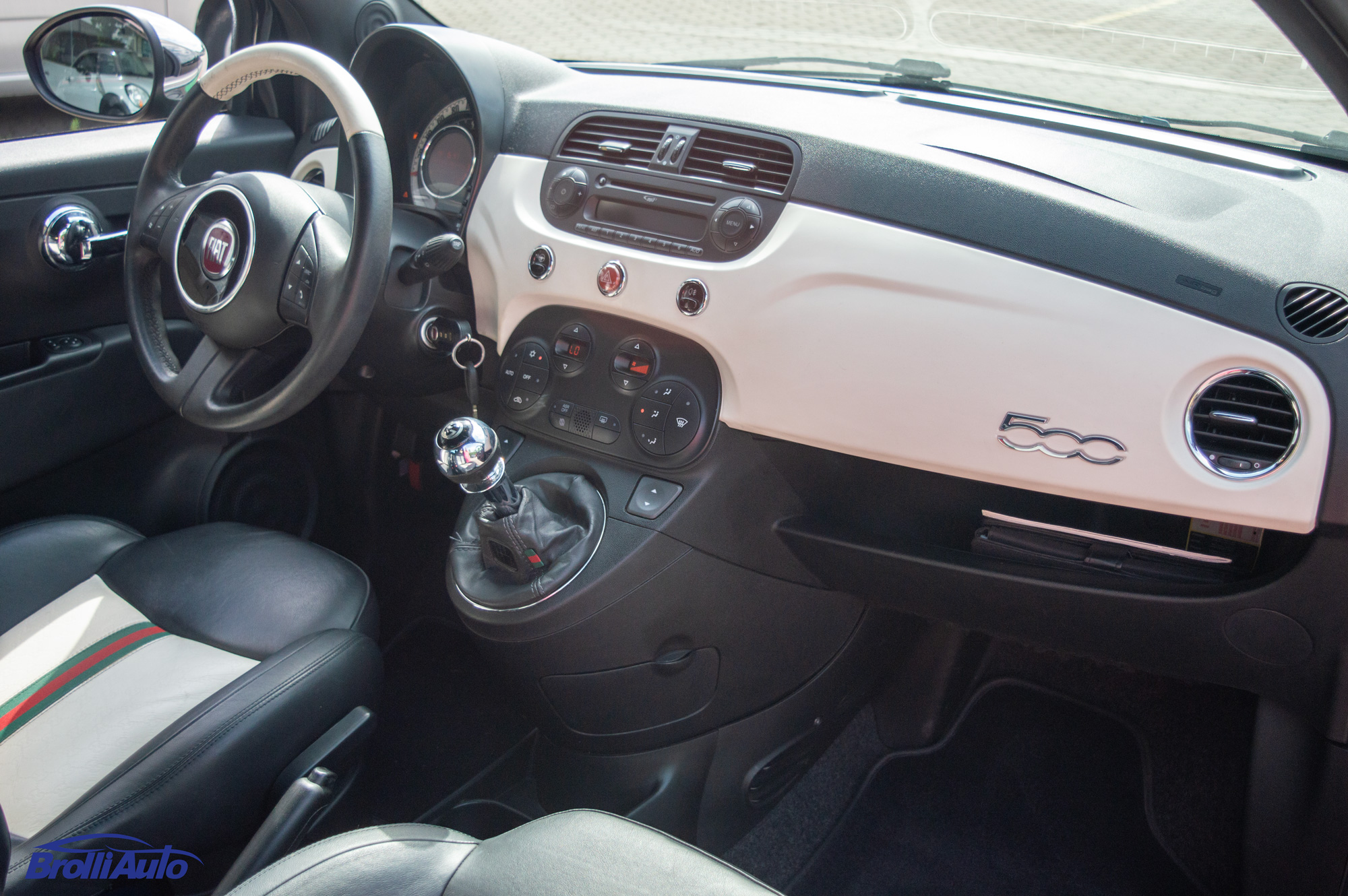 Fiat 500 1242cc Benzina edizione Gucci - immagine 25