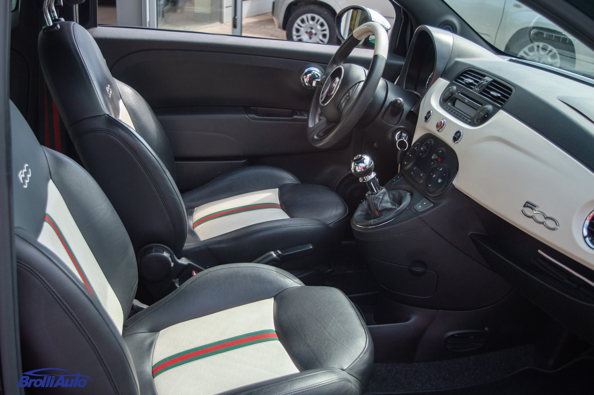 Fiat 500 1242cc Benzina edizione Gucci - immagine 22