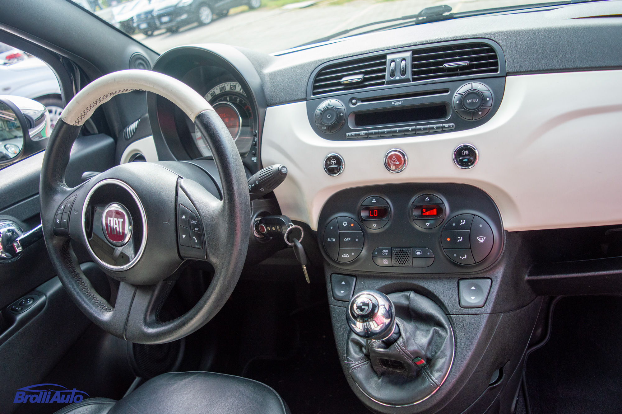 Fiat 500 1242cc Benzina edizione Gucci - immagine 21