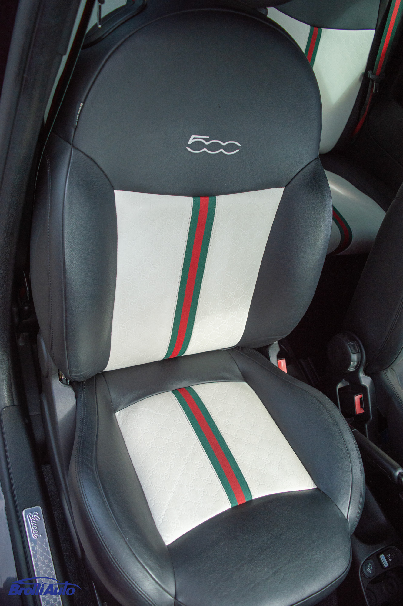 Fiat 500 1242cc Benzina edizione Gucci - immagine 18